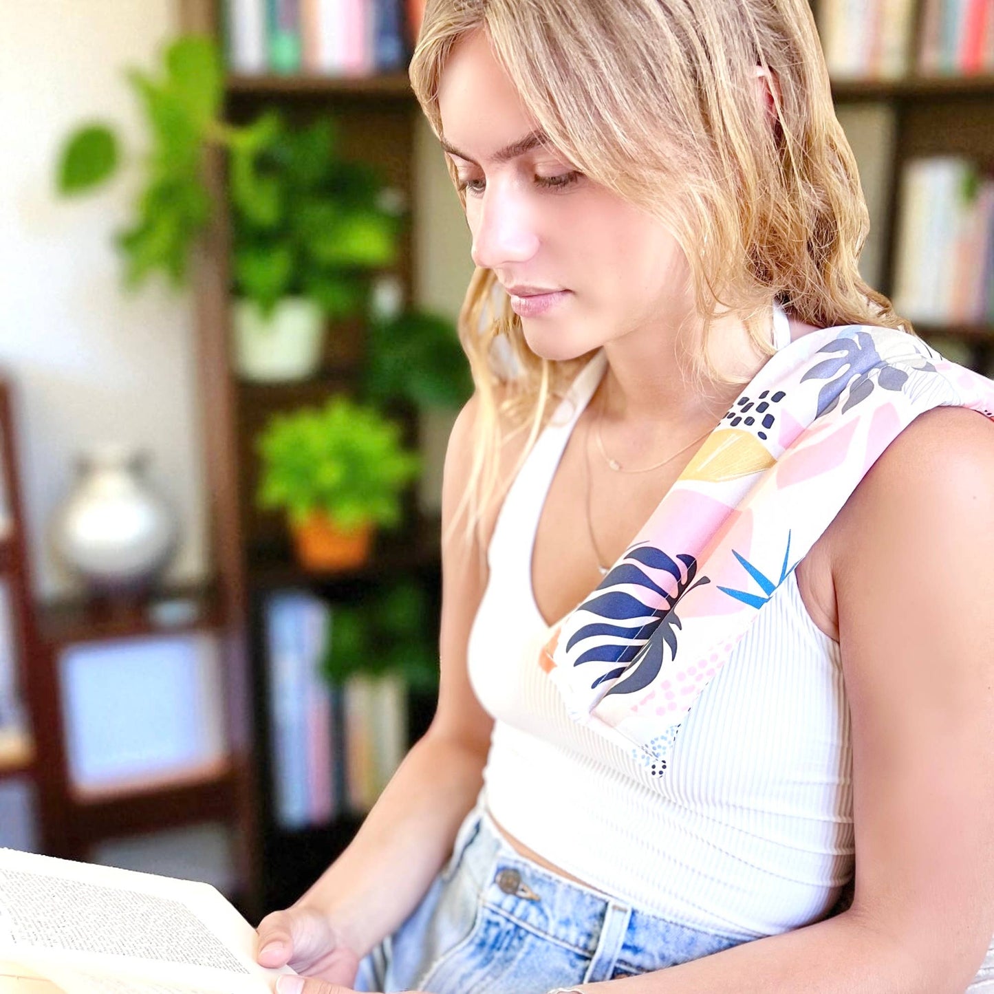 Neck Wrap - Simple Arcs