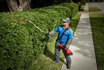 Milwaukee M18 FUEL™ QUIK-LOK™ Articulating Hedge Trimmer Attachment