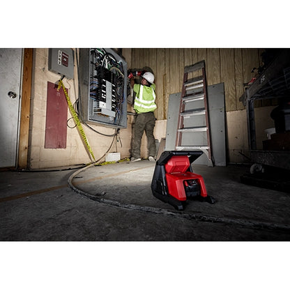 Milwaukee M18™ ROVER™ Dual Power Flood Light