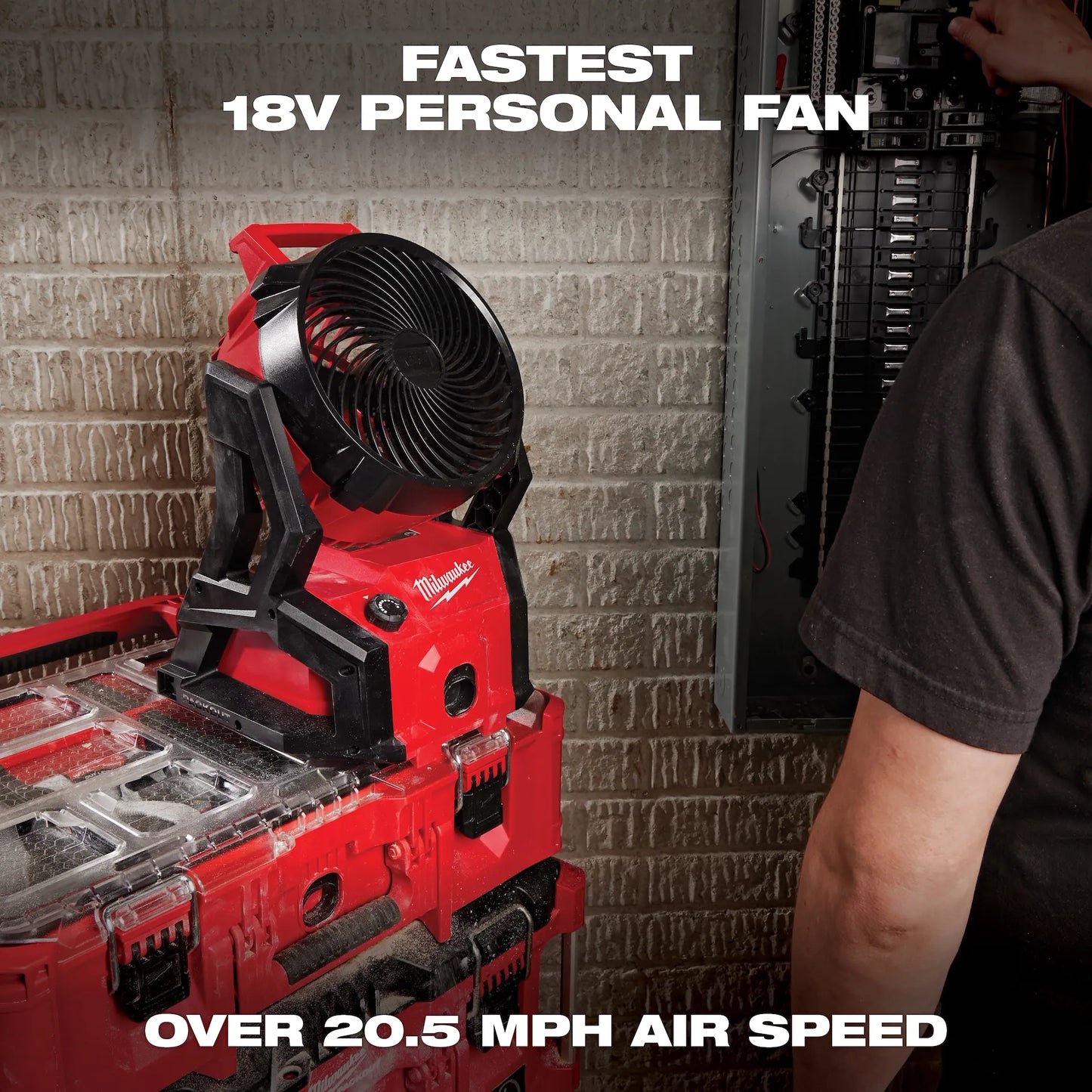 Milwaukee M18™ Brushless Fan w/ PACKOUT™ Compatibility