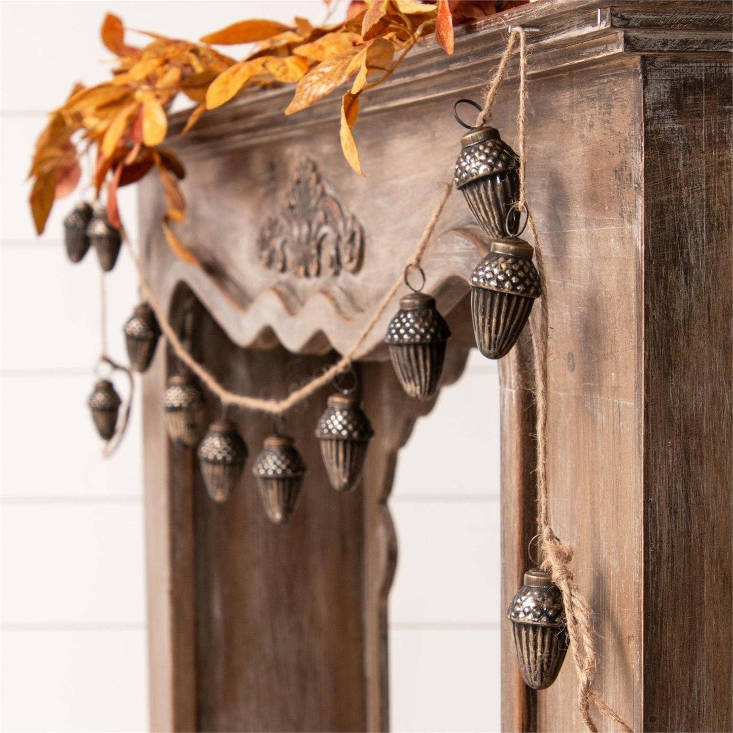 Garland - Antiqued Glass Acorns (PC)